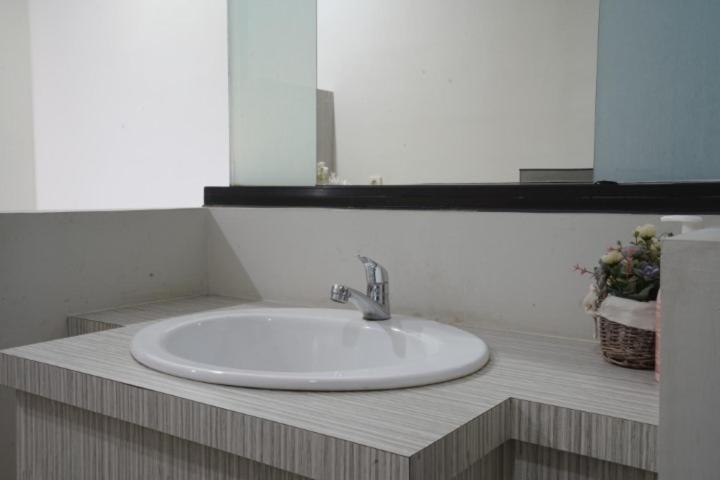 Dparagon Kalijudan Sorabaya Extérieur photo